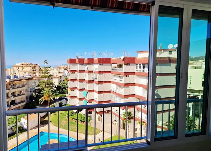 Luminoso Apartamento Playa Torrecilla. Con Piscina
